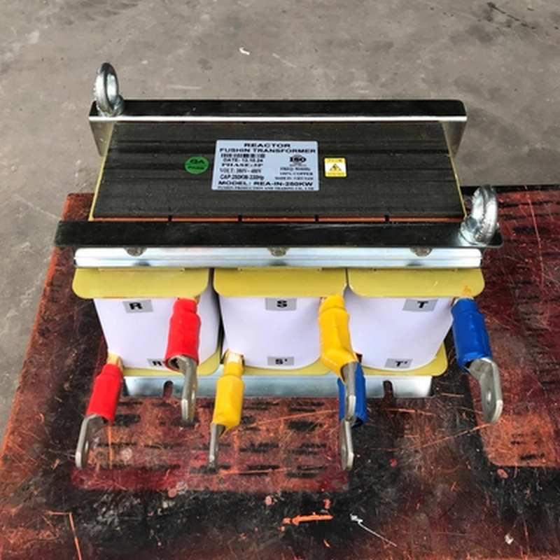 Hình hoạt động thực tế cuộn kháng khởi động 55KW FUSHIN